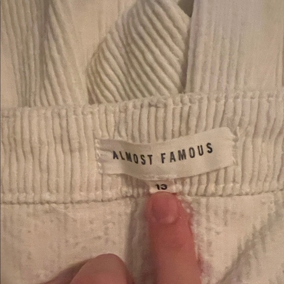 Cotton On Women's Cream Corduroy Straight Leg Jeans - Picture 3 of 3